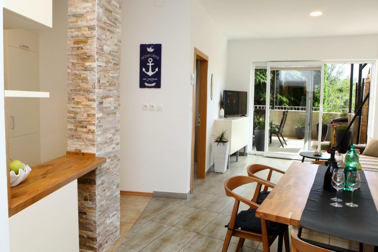 Trendy Apartment Izola Js Exterior foto